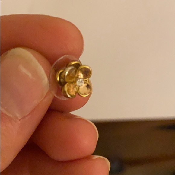 Anthropologie floral earring post set - Picture 4 of 6